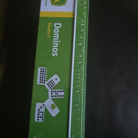 John Deere Green and White Domino Set - Picture 3 of 4